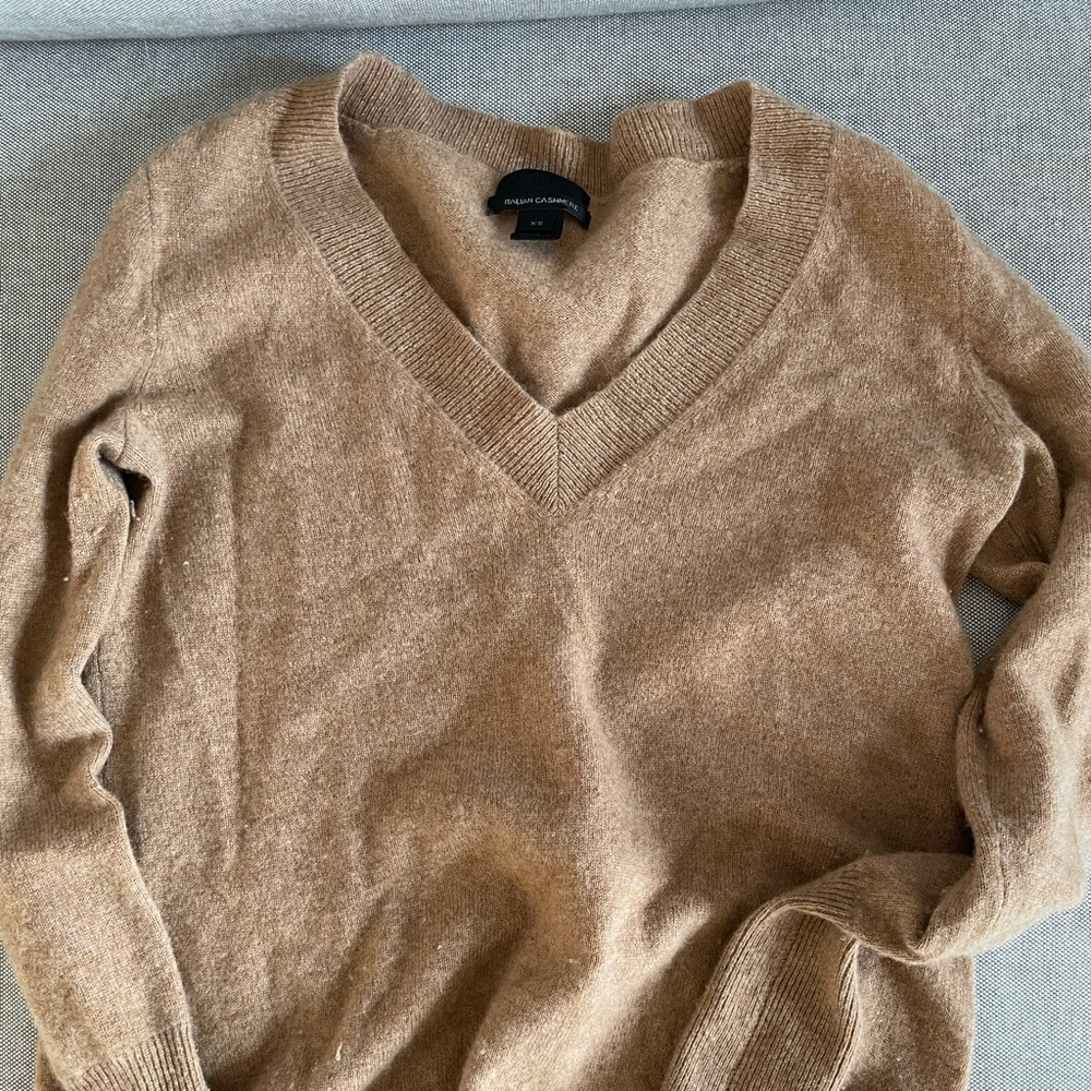 j .crew v neck cashmere sweater